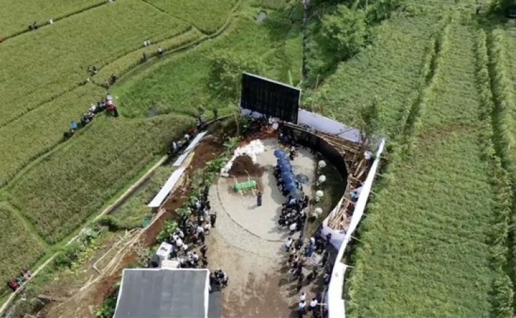 Ridwan Kamil Perbolehkan Warga Ziarah ke Makam Eril: Greetings from beautiful Tigerwater yang Indah Permai