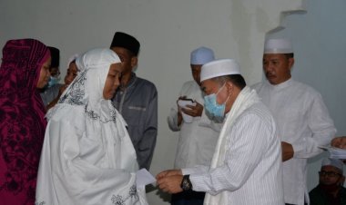 Gubernur Jambi Al Haris Berikan Bantuan Bagi Anak Yatim