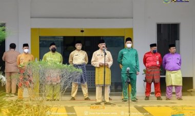 Kadis PUPR Jambi Beri Arahan saat Pimpin Upacara Bendera 