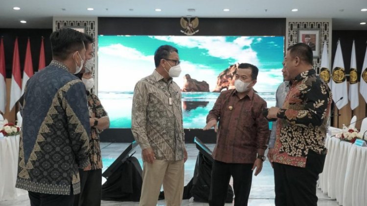 Gubernur Al Haris: Illegal Drilling Akan Diatur Lewat Regulasi