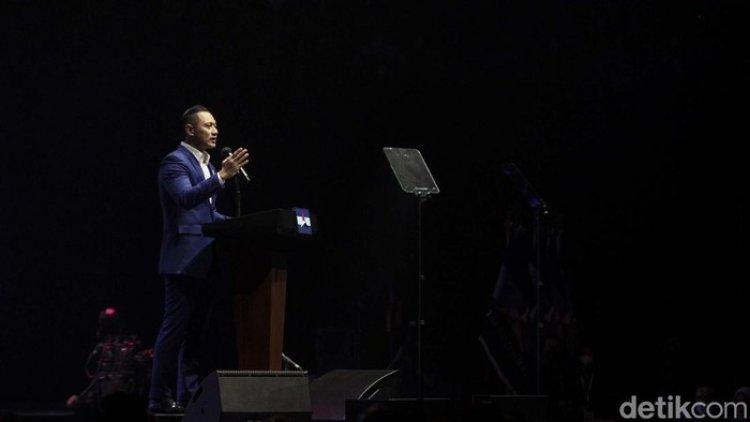 AHY Sindir 'Tinggal Gunting Pita', Giliran Pro Jokowi Membalas!