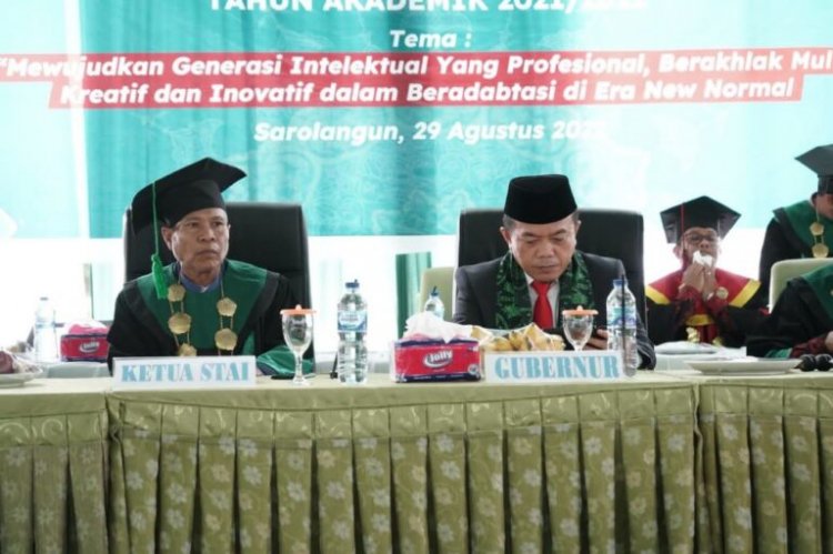 Gubernur Al Haris Harap Wisudawan Jadi Generasi Potensial