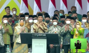 Jokowi Sebut Dukungan Muhammadiyah, Indonesia Bisa Jadi Titik Terang di Dunia yang Muram