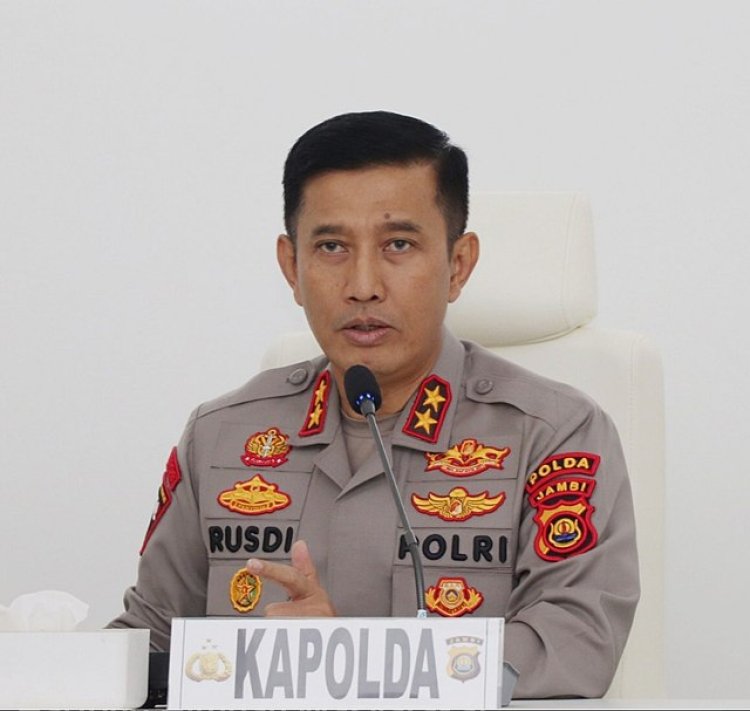 Heli yang Ditumpangi Kapolda Jambi Mendarat Darurat di Hutan Kerinci