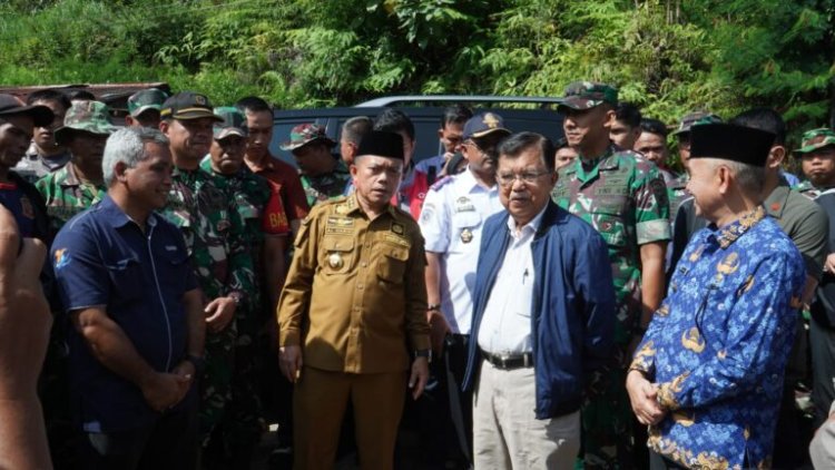 Bersiaga di Posko Evakuasi Tamiai, Gubernur Al Haris Sambut Kehadiran Mantan Wapres Jusuf Kalla