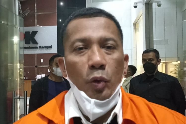 Jadi Tersangka, Bupati Kepulauan Meranti: Minta Maaf ke Warga Meranti atas Kekhilafan Saya