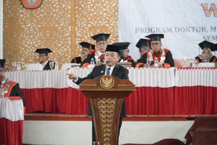 Wisuda UNJA, Al Haris Titipkan Jambi ke Pundak 1.369 Wisudawan