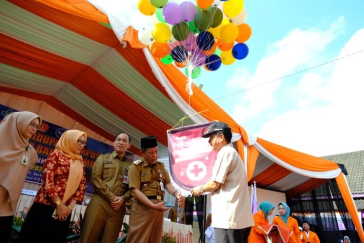 Wagub Sani Buka PKKMB Politeknik Kesehatan Kemenkes Jambi 2023/2024