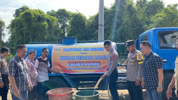Bentuk Kepedulian! Polres Bungo Salurkan Air Bersih Untuk Korban Terdampak Banjir