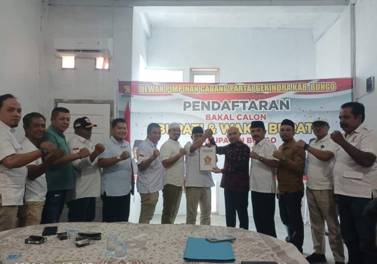Serius Maju! H Dedy Putra Serahkan Berkas Pendaftaran ke Gerindra