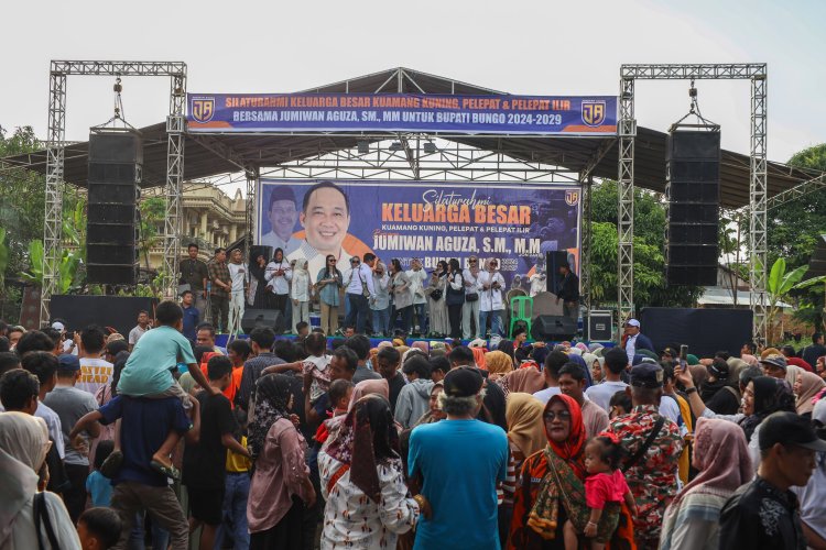Ribuan Warga Kuamang Kuning Bertekad Dukung Jumiwan Aguza di Pilkada 2024