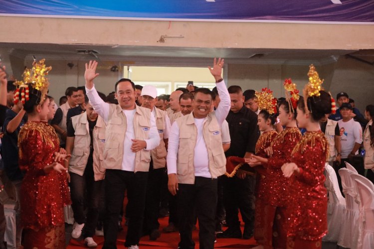 Jumiwan Aguza dan Maidani Gaungkan Komitmen Bungo Jadi SMART di Depan Ribuan Relawan Muda