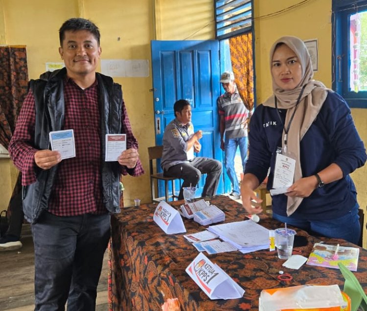 Menang Mutlak! Paslon Dilla-Muslimin Unggul di TPS Muhammad Samin Coblos