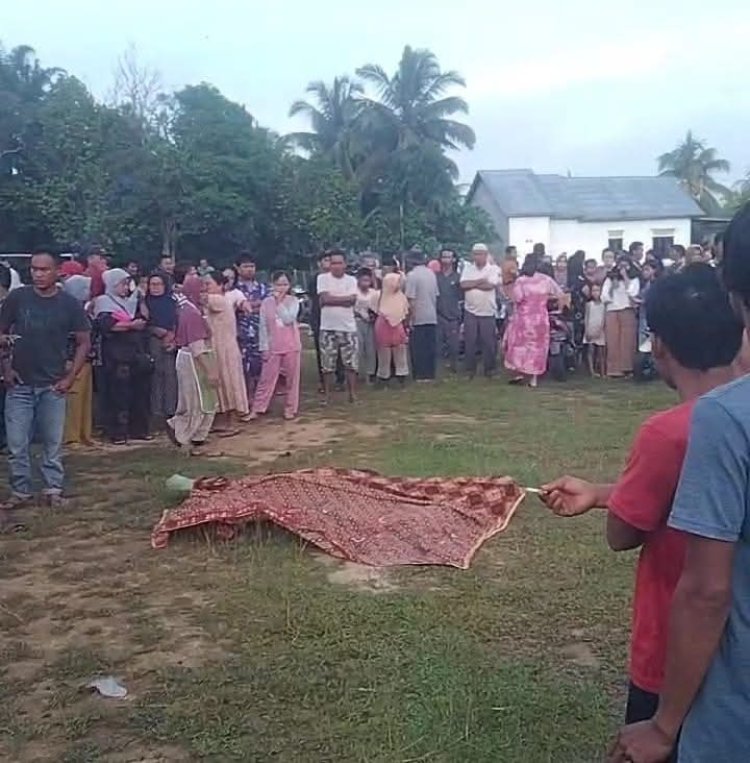 Pria Paruh Baya Ditemukan Tewas di Lapangan Sepakbola Candi, Bungo, Warga Heboh