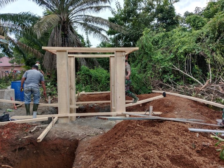 Satgas TMMD 123 Tebo Bangun Tower Air untuk Fasilitas MCK Madrasah Ibtidaiyah Nurul Falah