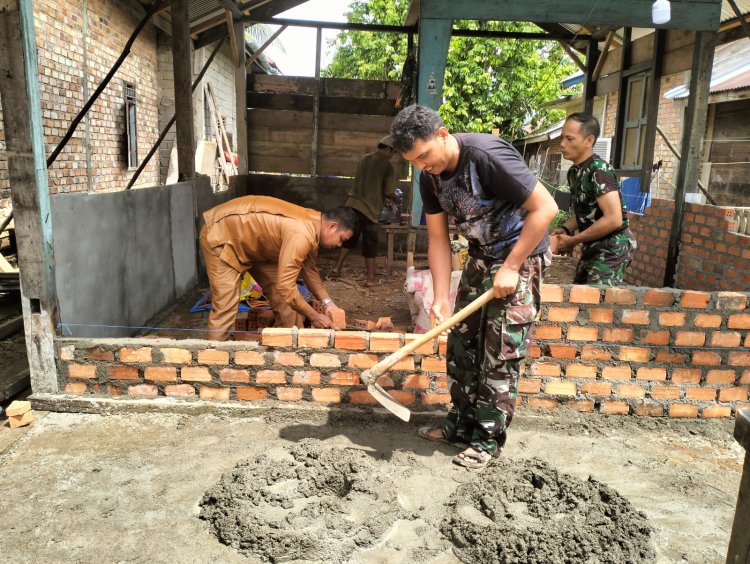 TMMD Ke-123: Perangkat Desa Malako Intan Dukung Penuh Rehab RTLH Bersama TNI
