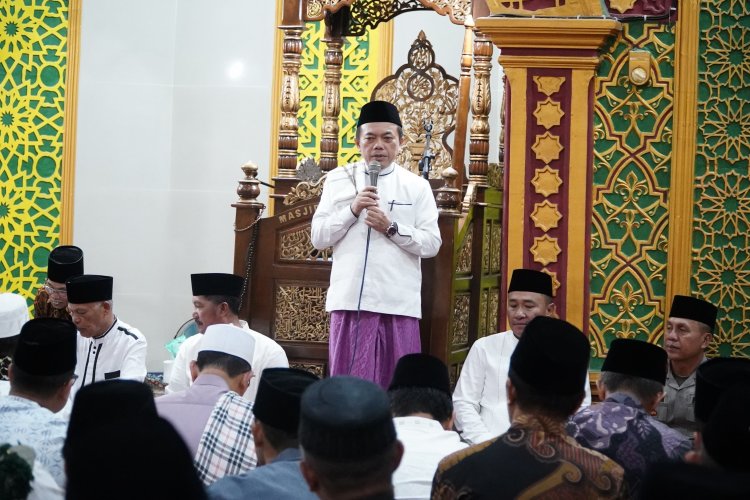 Gubernur Al Haris: Ramadhan Momentum Mempererat Persatuan dan Kesatuan