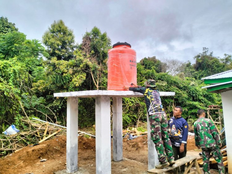 Pasang Tandon Air, TMMD Tebo Kontribusi untuk Desa Teluk Kuali
