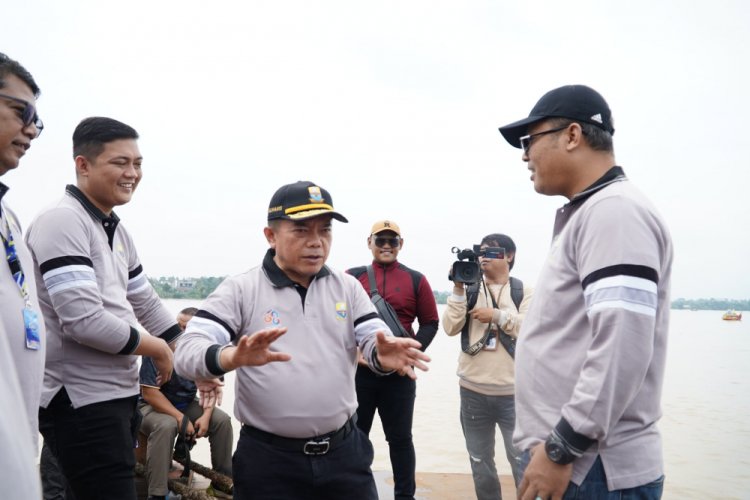 Gubernur Al Haris Perjuangkan Perahu Tradisional Melalui Dana CSR