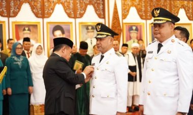 Gubernur Al Haris Resmi Lantik Dedy-Dayat sebagai Bupati Bungo dan Wabup Bungo 2025-2030