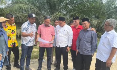 Edi Purwanto Tinjau Jalan Rusak di Kuamang Kuning, Bawa Aspirasi Pamsimas dan Perbaikan Infrastruktur