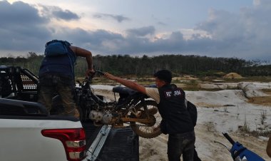 Polres Bungo Gerebek Tambang Emas Ilegal di Dekat Bandara: Pelaku Kabur, Alat Bukti Diamankan