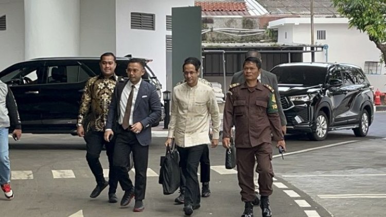 Tas Hitam Nadiem di Kejagung, Simbol Beban Proyek Bermasalah?