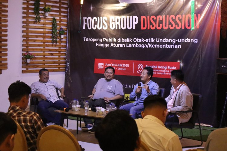 Feri Amsari: Otak-Atik Regulasi Harus Berdasar Konstitusi, Bukan Hasrat Elite Politik