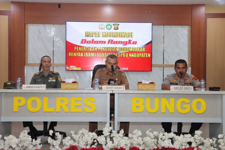 Kapolres Bungo Turun Tangan Tertibkan SPBU:  Barcode, Surat, dan Pajak Kendaraan Wajib Diperiksa