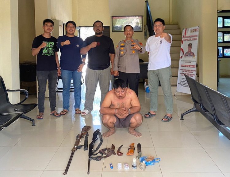 Pria Asal Dharmasraya Ditangkap di Bungo, Diduga Simpan Senpi dan Sajam Ilegal