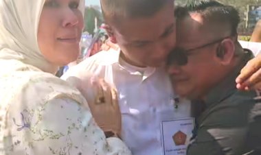 Tangis Haru Iringi Kelulusan Putra Sekda Lubuklinggau di Akademi Militer TNI AL