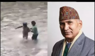 NGERI! Nepal Memanas, Menkeu Ditelanjangi hingga Tercebur ke Sungai