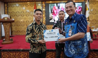 Mantap dan Berkelas!!! Jadi Narasumber KIM, Kadis Kominfo Ariansyah Tampilkan Perkenalan dengan AI 