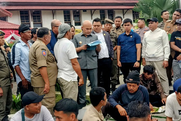 Kelangkaan Solar di Bungo Memanas: Ratusan Sopir Protes, Gudang Diduga Tempat Penimbunan BBM Ludes Terbakar