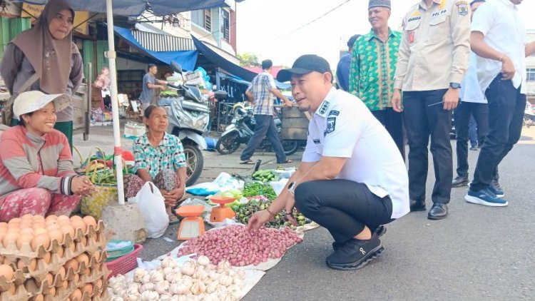 Wali Kota Lubuk Linggau Tegaskan Mulai 1 Oktober, Pungli di Pasar Ditiadakan!
