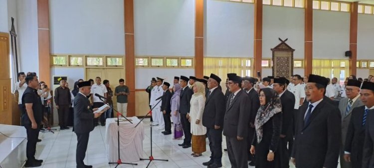 36 Pejabat Baru Resmi Dilantik, Bupati Deddy: ASN Harus Bekerja Nyata, Bukan Sekadar Duduk di Kursi Jabatan!