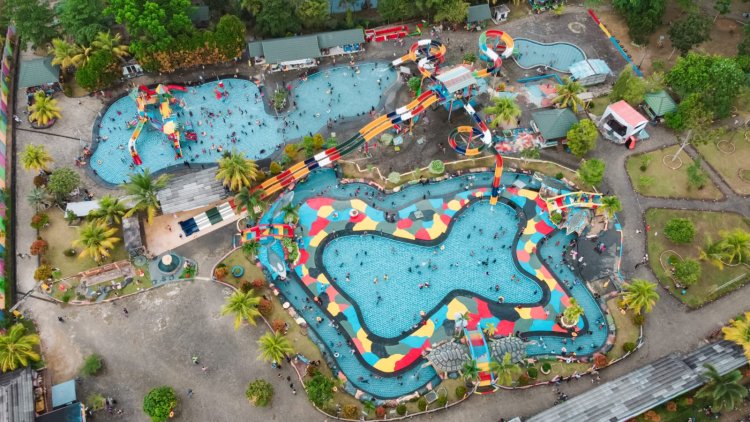 Hadirkan Wahana Baru di Semagi Waterpark Bungo, Boomerang Slide Siap Uji Adrenalin Kamu!