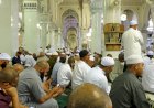Jemaah Jambi Ingin Sholat Magrib di Masjidil Haram Datang Dua Jam Lebih Awal