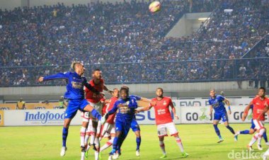 Persija vs Persib, Berakhir Imbang