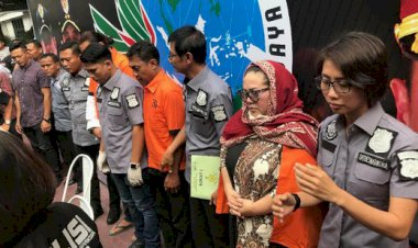 Nunung Minta Maaf Sambil Terisak Tangis