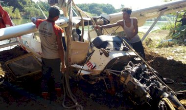 KNKT Angkat Bangkai Cessna yang Jatuh ke Sungai di Indramayu