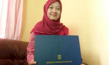 Anak Tukang Becak Ini Lulus S2 Cum Laude di ITB