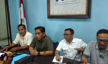 Bakri: PAN Bertahan atau Keluar Koalisi Tergantung Pertemuan Malam Ini