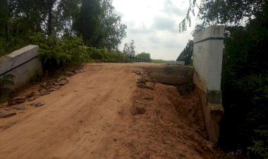 Warga Keluhkan Oprit Jembatan Parit Gantung Tungkal Ilir Diduga Asal Jadi