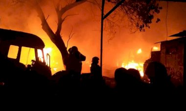 Polda Metro Jaya Sebut Gudang Terbakar Berisi Barang Tak Terpakai