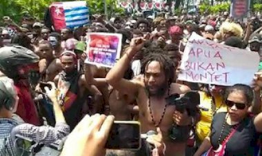 Jokowi Perintahkan Panglima-Kapolri Tindak Aparat Rasialis