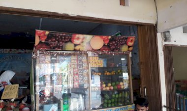 Listrik Sering 'Byar Pet', Pedagang Mendalo Kesal