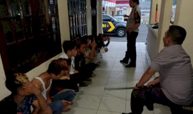 Asyik Pesta Obat-Obatan, 11 Muda-Mudi Dibekuk Polisi