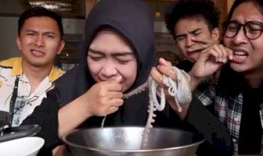 Heboh Video Makan Gurita yang Bergerak, Begini Kata Ria Ricis