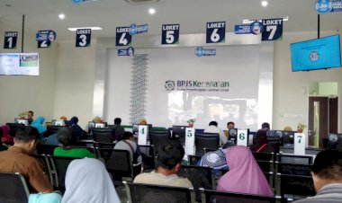 Nah Loh! Ketua RT di Depok Jadi Tukang Tagih Iuran BPJS Kesehatan